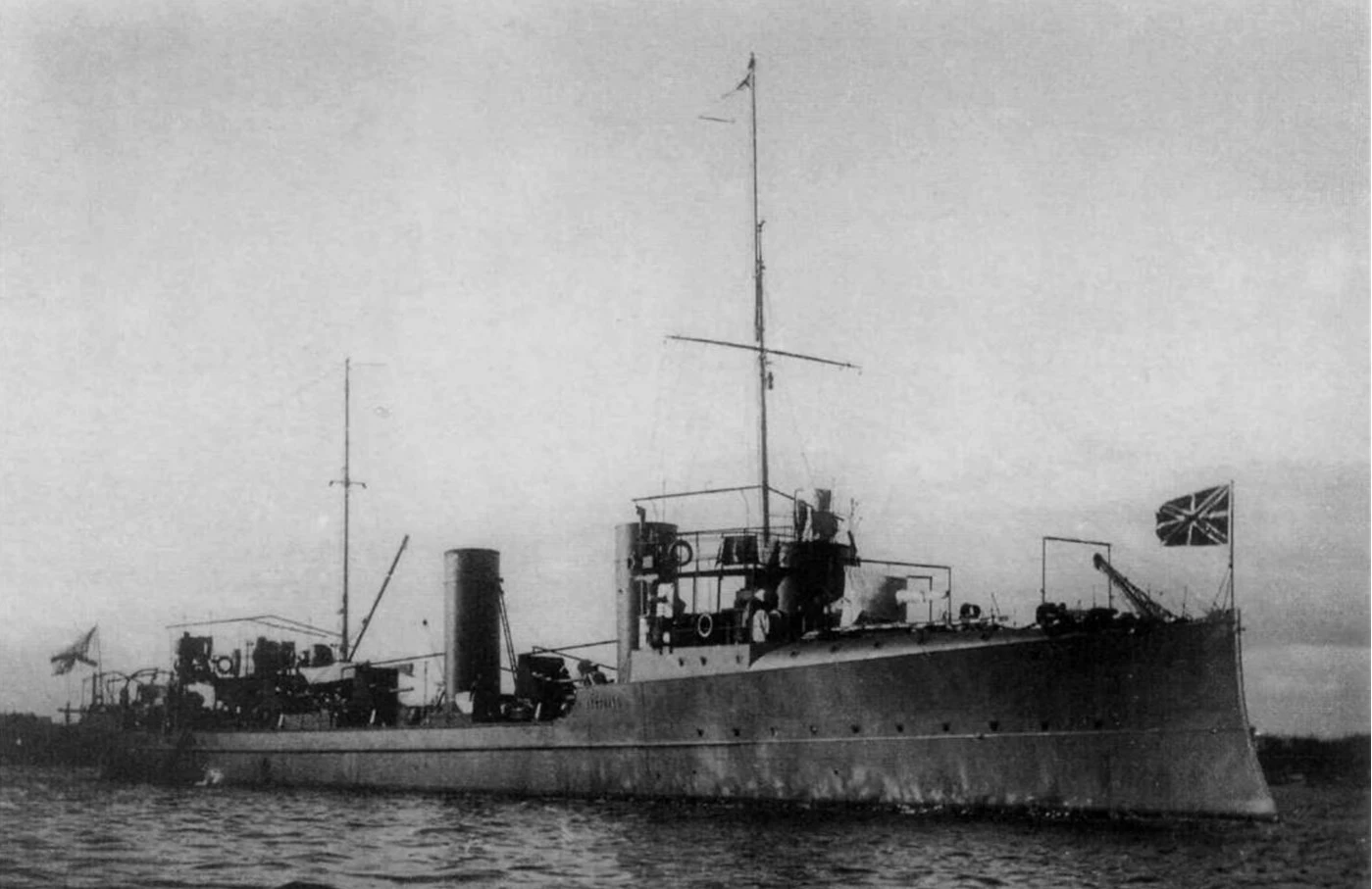 Иллюстрация к книге — Живые! Помните погибших моряков! Книга 2 [book-illustration-7.webp]