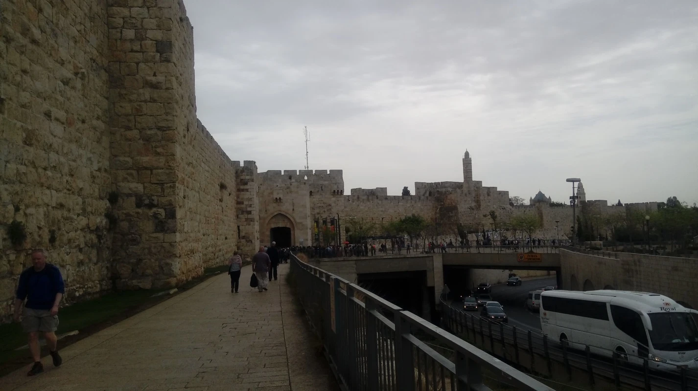 Иллюстрация к книге — Человеки [book-illustration-11.webp]