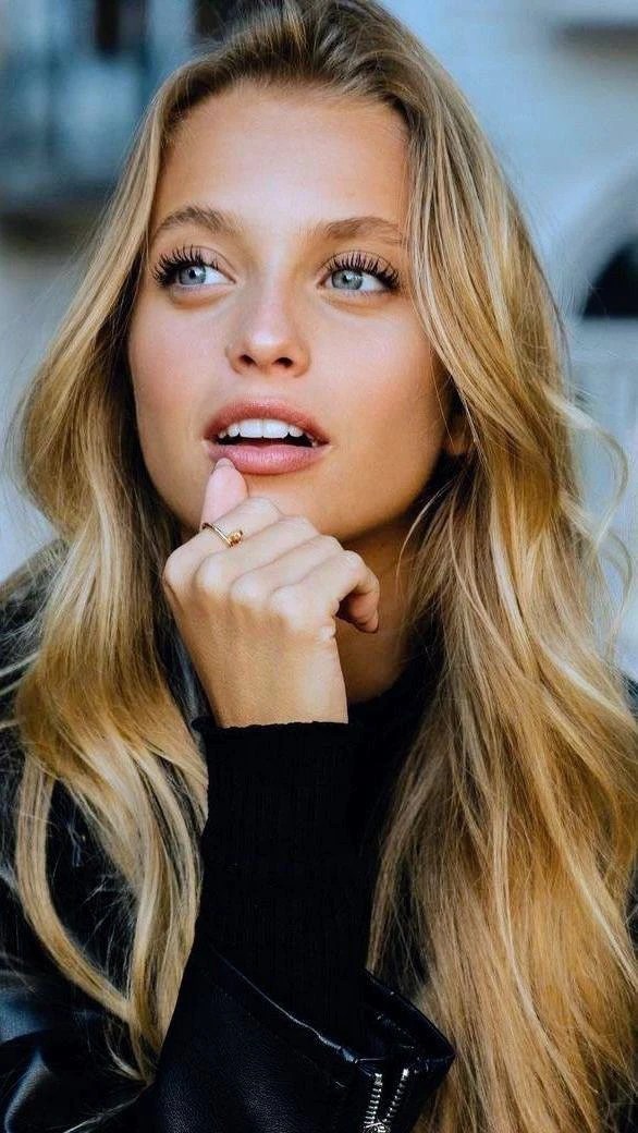 Иллюстрация к книге — Мы (не)возможны [book-illustration-12.webp]